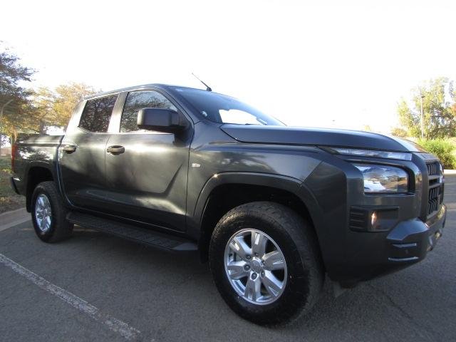 2024 Mitsubishi Triton GLX+