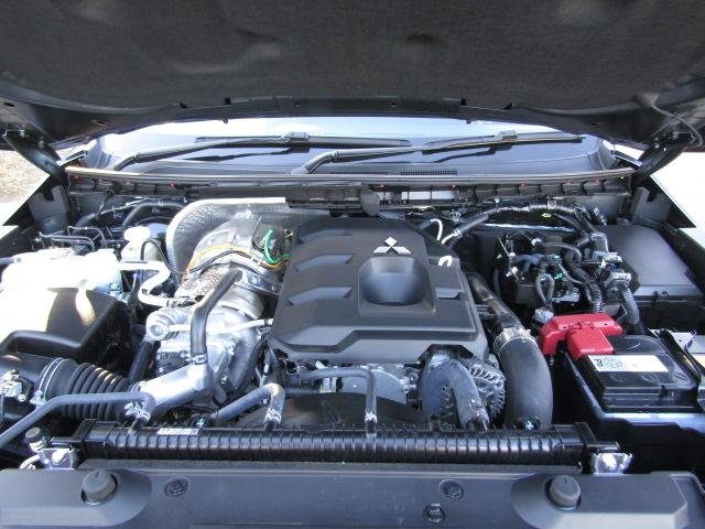 2024 Mitsubishi Triton GLX+