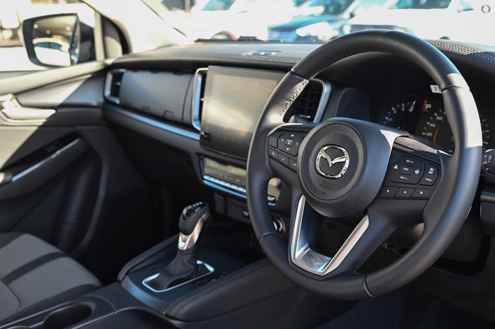 2025 Mazda BT-50 XTR