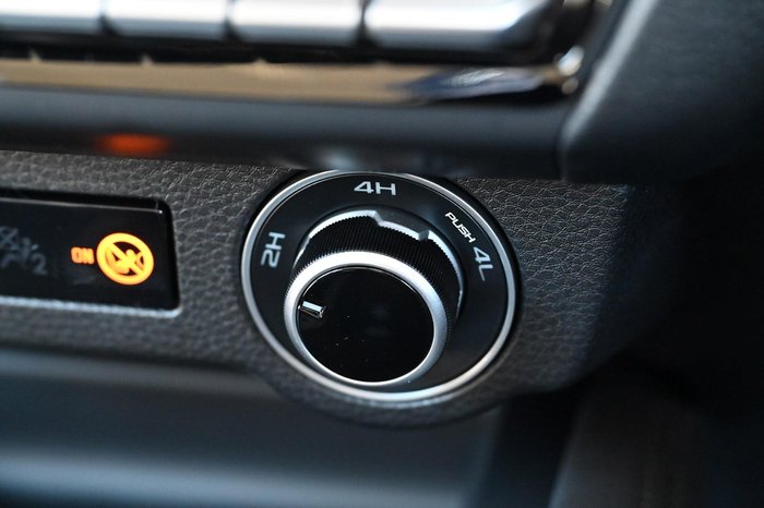 2025 Mazda BT-50 XTR