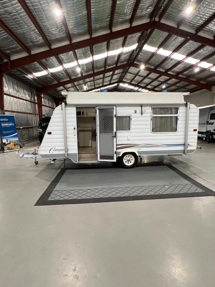 2001 COMPASS GT POP TOP 
