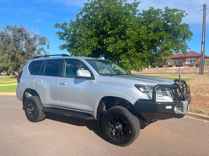 2017 Toyota Landcruiser Prado GXL