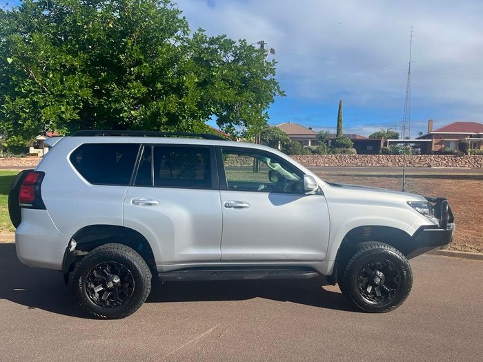 2017 Toyota Landcruiser Prado GXL