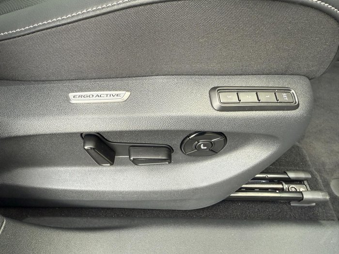2025 Volkswagen Tiguan 195TSI R-Line
