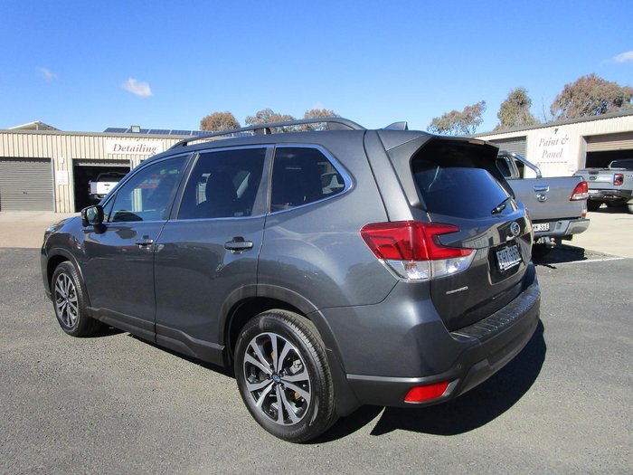2020 Subaru Forester 2.5i