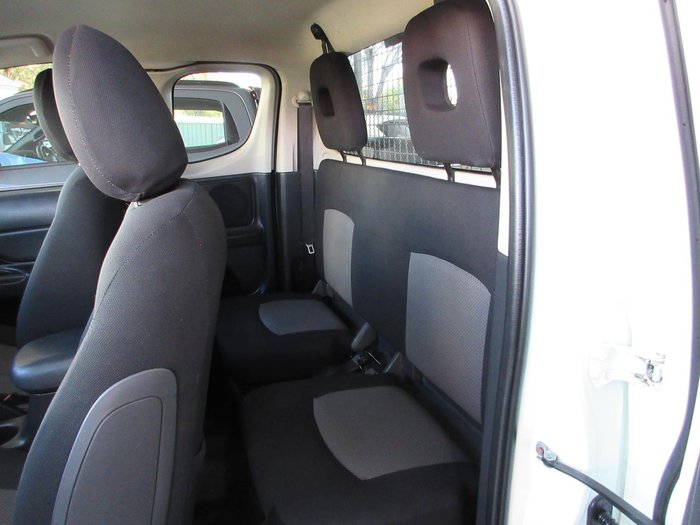 2022 Mitsubishi Triton GLX