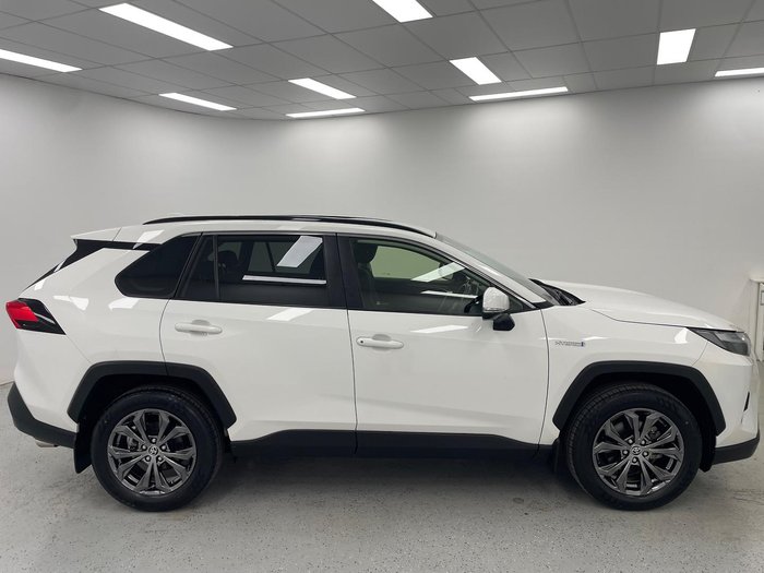 2023 Toyota RAV4 GXL AXAH52R Glacier White