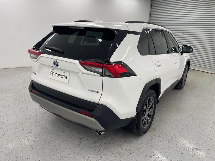 2023 Toyota RAV4 GXL AXAH52R Glacier White