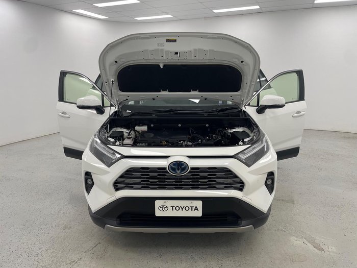 2023 Toyota RAV4 GXL AXAH52R Glacier White