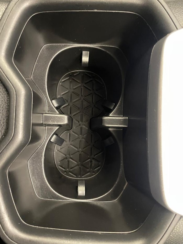 2023 Toyota RAV4 GXL AXAH52R Glacier White