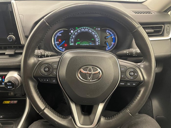 2023 Toyota RAV4 GXL AXAH52R Glacier White