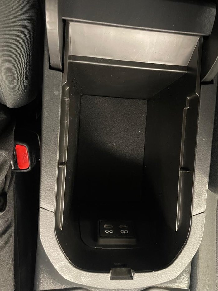 2023 Toyota RAV4 GXL AXAH52R Glacier White