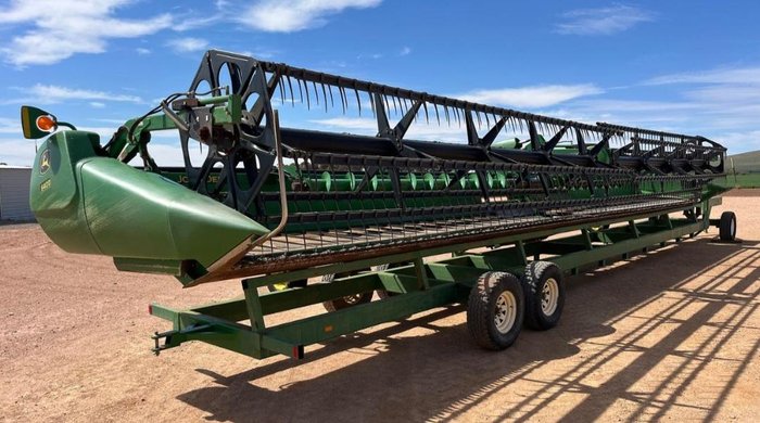 2015 John Deere S690 Green