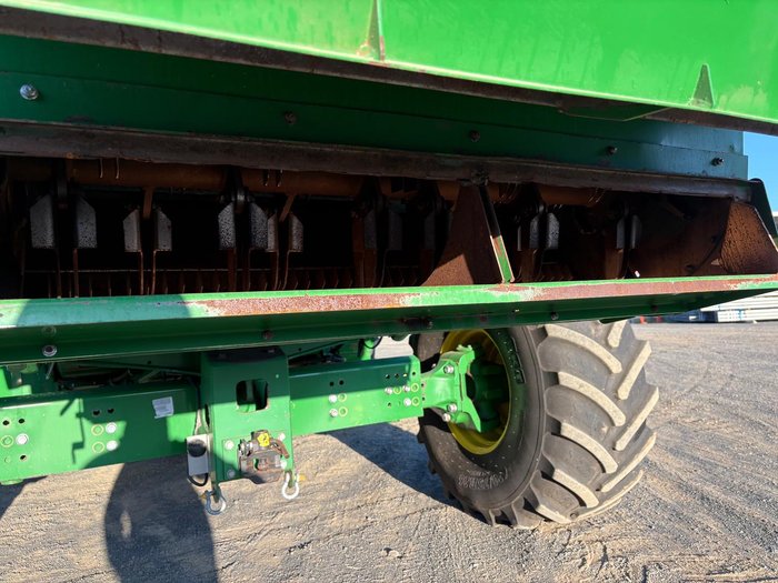 2015 John Deere S690 Green
