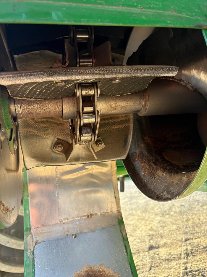 2015 John Deere S690 Green