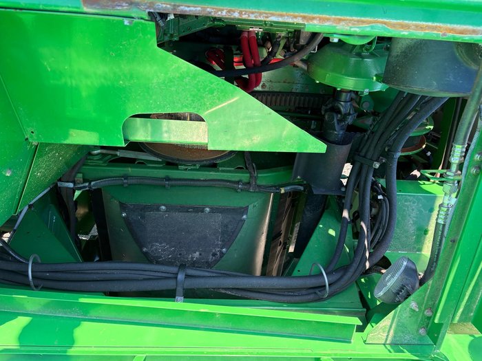 2015 John Deere S690 Green