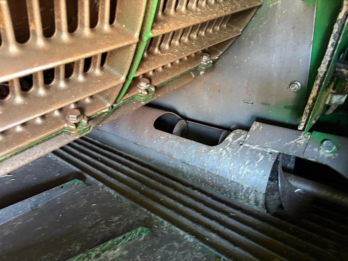 2015 John Deere S690 Green