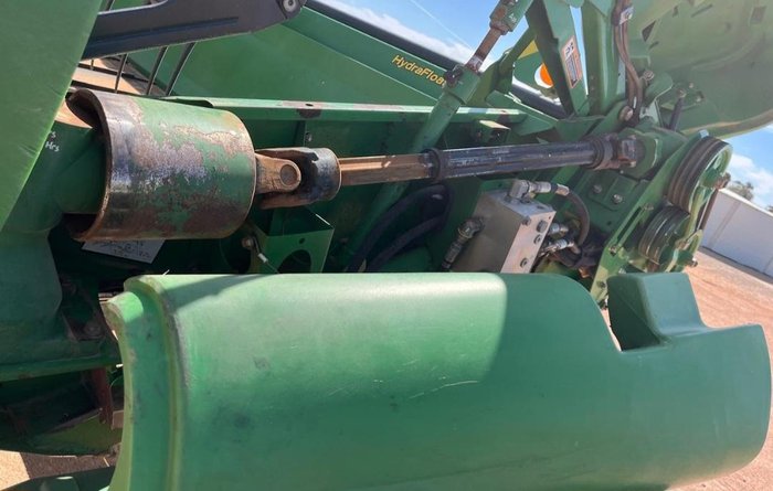 2015 John Deere S690 Green
