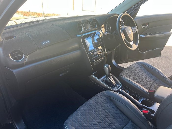 2023 Suzuki Vitara Turbo