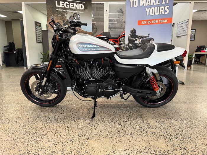 2011 Harley-Davidson XR1200X Sportster White