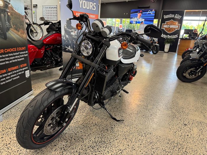 2011 Harley-Davidson XR1200X Sportster White
