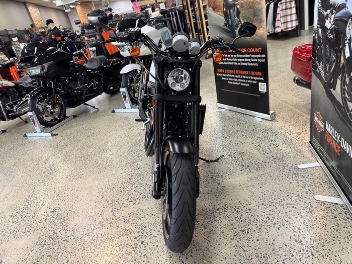 2011 Harley-Davidson XR1200X Sportster White