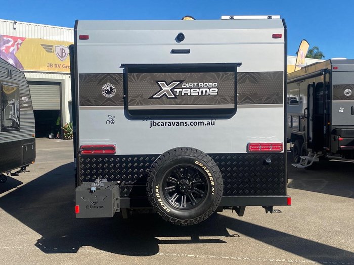 2025 JB Caravans 23'6 Dirt Road Xtreme Rear Club Save $12,365 Was $123,650