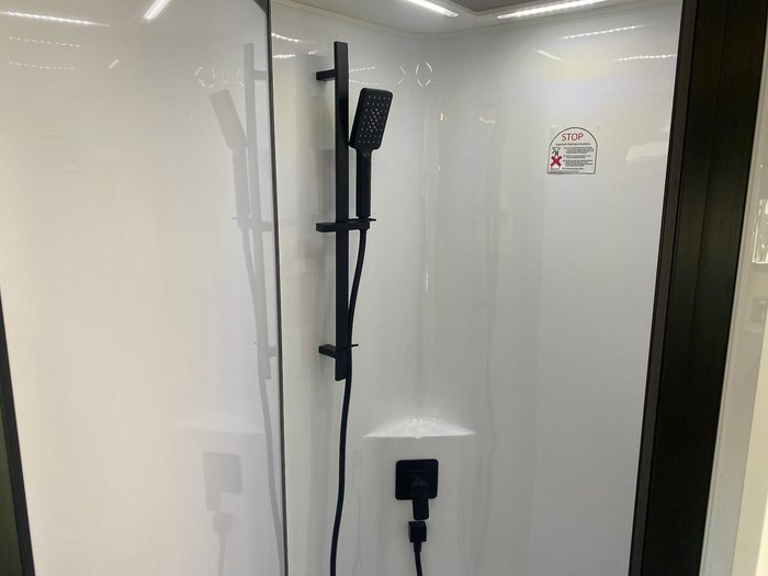 2025 JB Caravans 23'6 Dirt Road Xtreme Rear Club