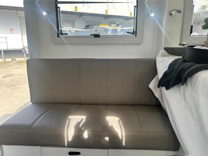 2025 JB Caravans Gator Hybrid 14'