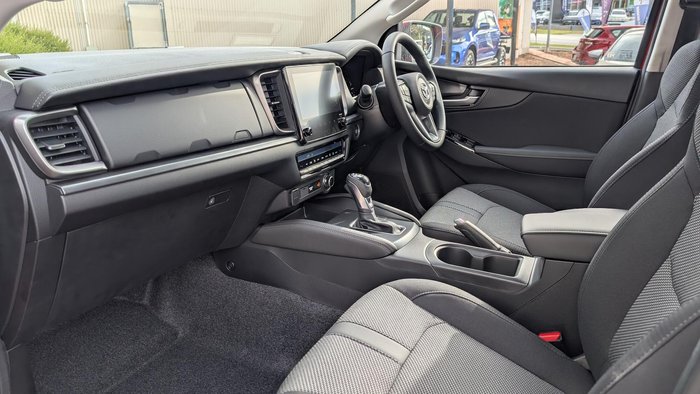 2025 Mazda BT-50 XTR