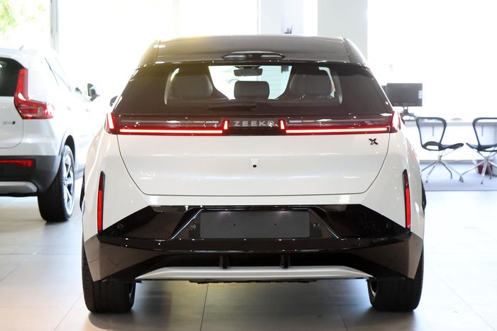 2025 Zeekr X AWD
