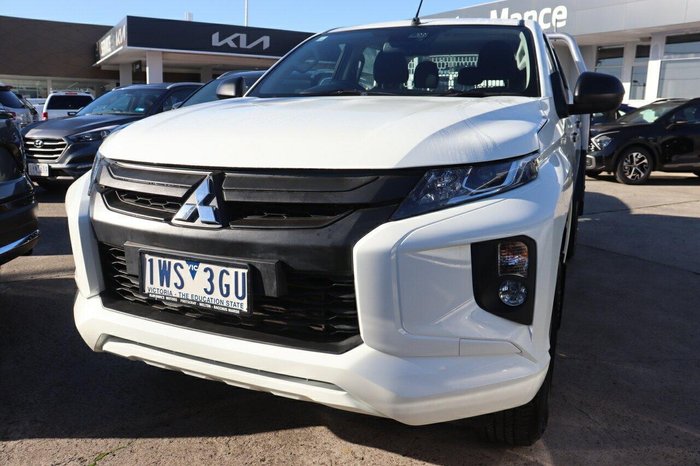 2022 Mitsubishi Triton GLX+