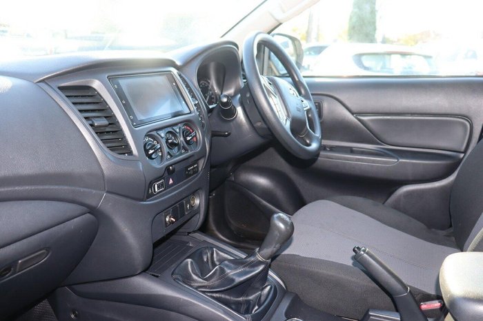 2022 Mitsubishi Triton GLX+