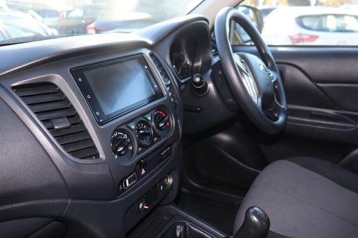 2022 Mitsubishi Triton GLX+