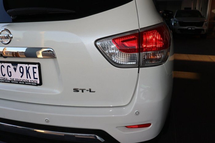 2016 Nissan Pathfinder ST-L NO OPTION PACK