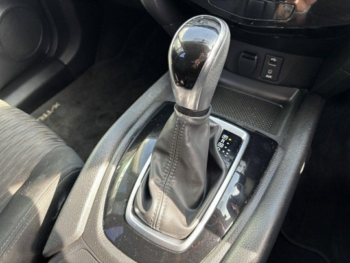 2019 Nissan X-TRAIL ST