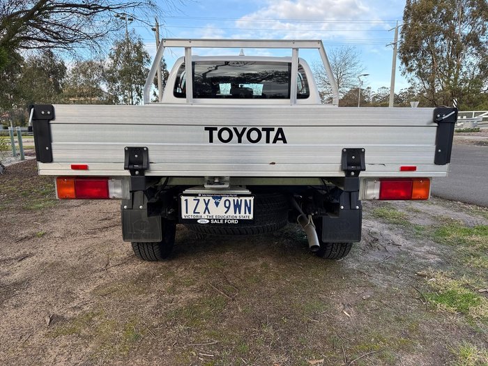 2024 Toyota Hilux SR