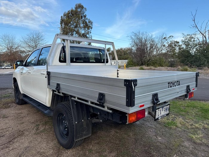 2024 Toyota Hilux SR