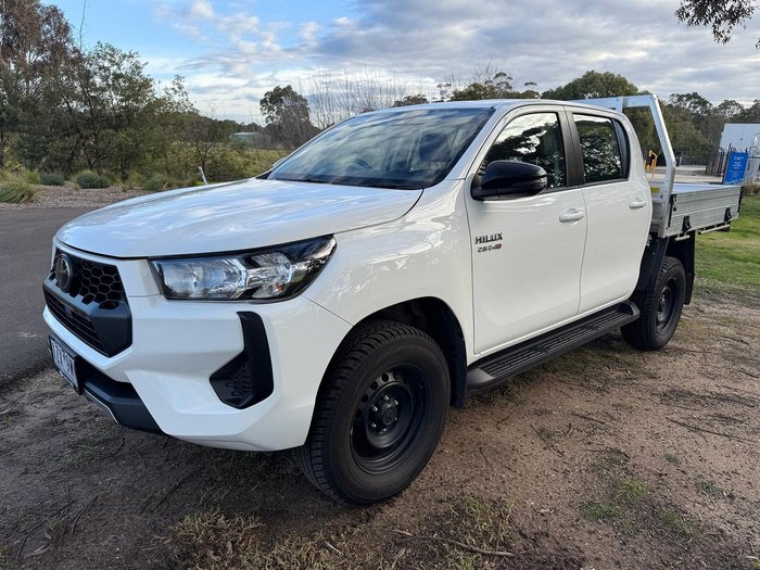 2024 Toyota Hilux SR
