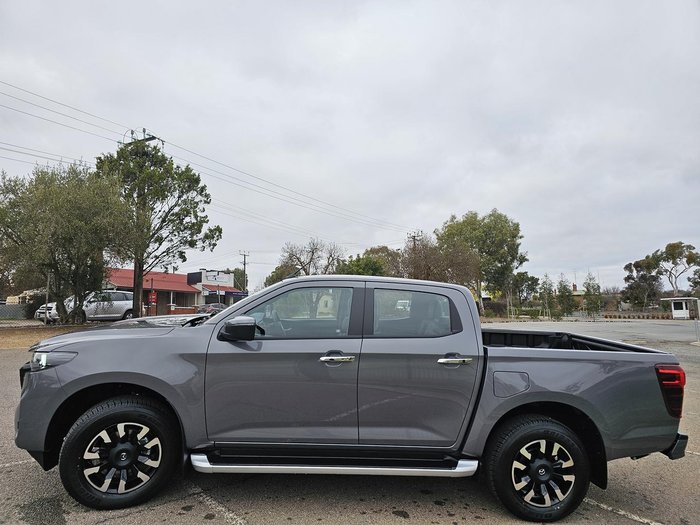 2025 Mazda BT-50 GT