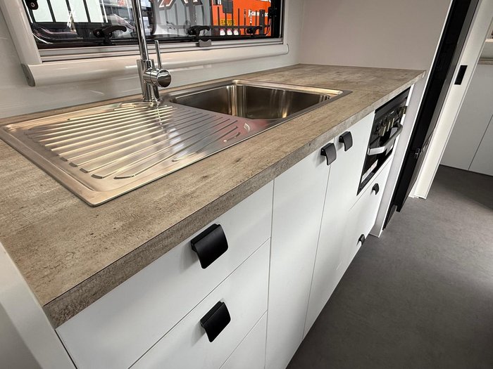 2025 Vivid Caravans Nomad