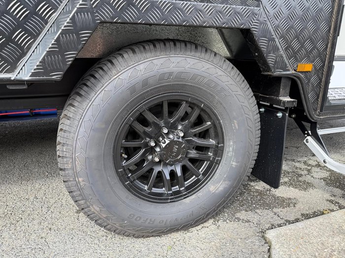 2025 Vivid Caravans Nomad