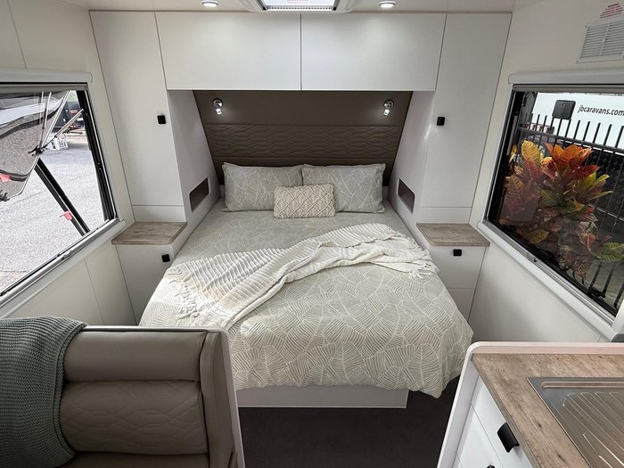 2025 Vivid Caravans Nomad