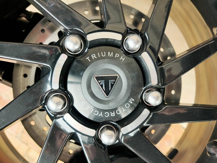 2025 TRIUMPH ROCKET 3 GT STORM ROAD BLACK