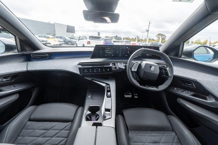 2024 Peugeot 3008 GT Premium Hybrid