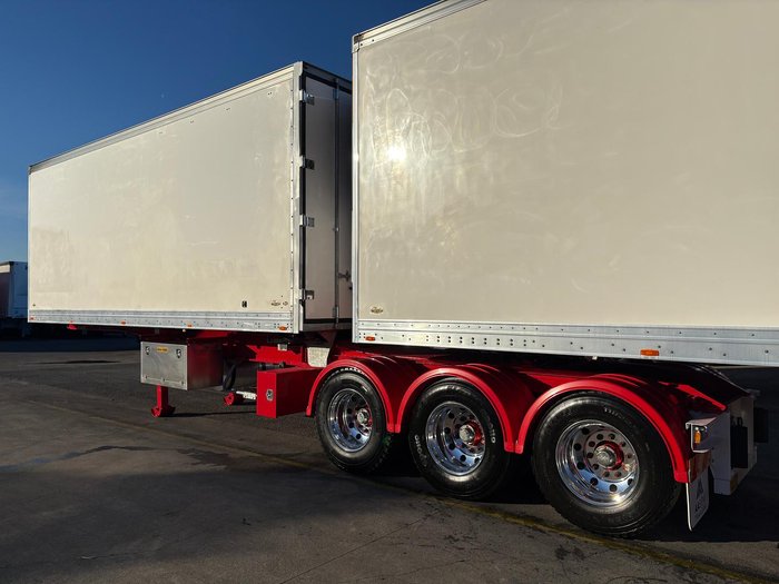 2016 Maxitrans St3 34 Pallet -18 Refrigerated B Double Double Stacker