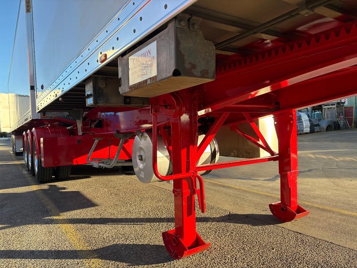 2016 Maxitrans St3 34 Pallet -18 Refrigerated B Double Double Stacker