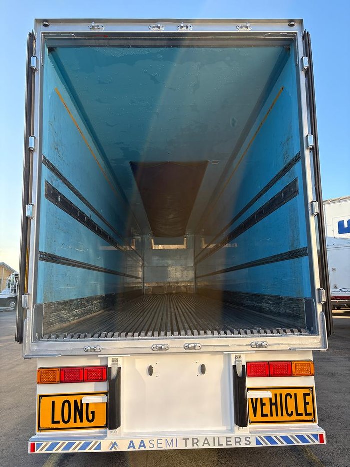 2016 Maxitrans St3 34 Pallet -18 Refrigerated B Double Double Stacker