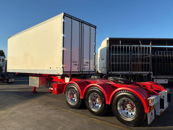 2016 Maxitrans St3 34 Pallet -18 Refrigerated B Double Double Stacker