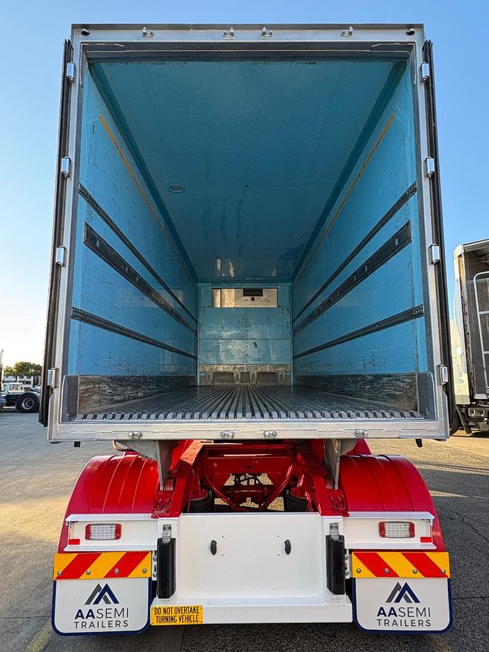 2016 Maxitrans St3 34 Pallet -18 Refrigerated B Double Double Stacker